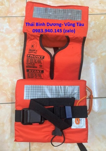 Lifejacket for chilren in Vietnam